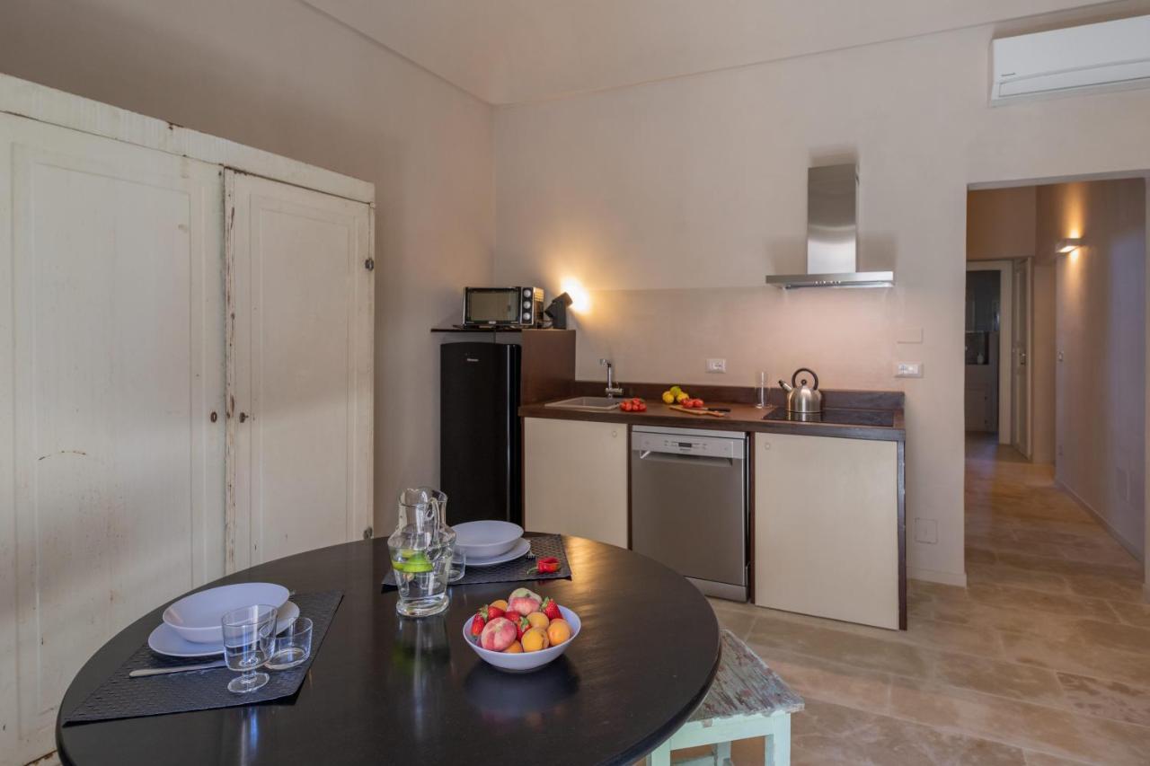 Case Mazzini - Sallicano Noto Extérieur photo
