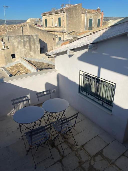 Case Mazzini - Sallicano Noto Extérieur photo